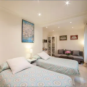  Habitación en casa particular Atanasio Barron